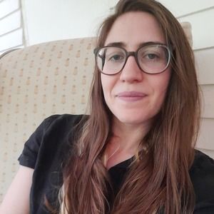 Meet your Posher, Leah